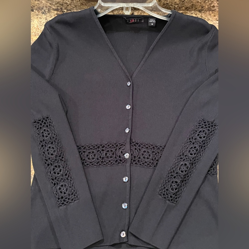 Cyrus Ribbed & Lace Button Down Cardigan - Picture 4 of 8
